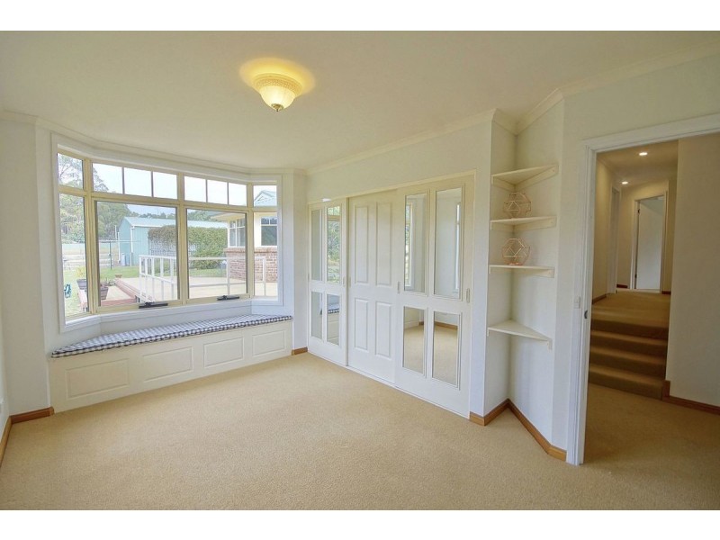 25 Lawrence Avenue, Acacia Hills TAS 7306