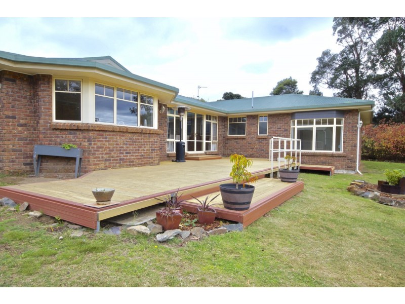 25 Lawrence Avenue, Acacia Hills TAS 7306