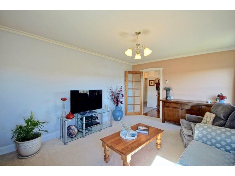 24 Greenway Avenue, Devonport TAS 7310