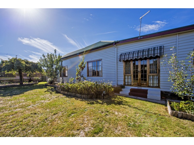 76 Murray Street, East Devonport TAS 7310