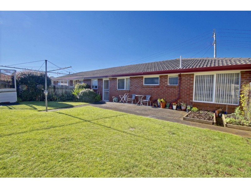 1/74 Valley Road, Devonport TAS 7310