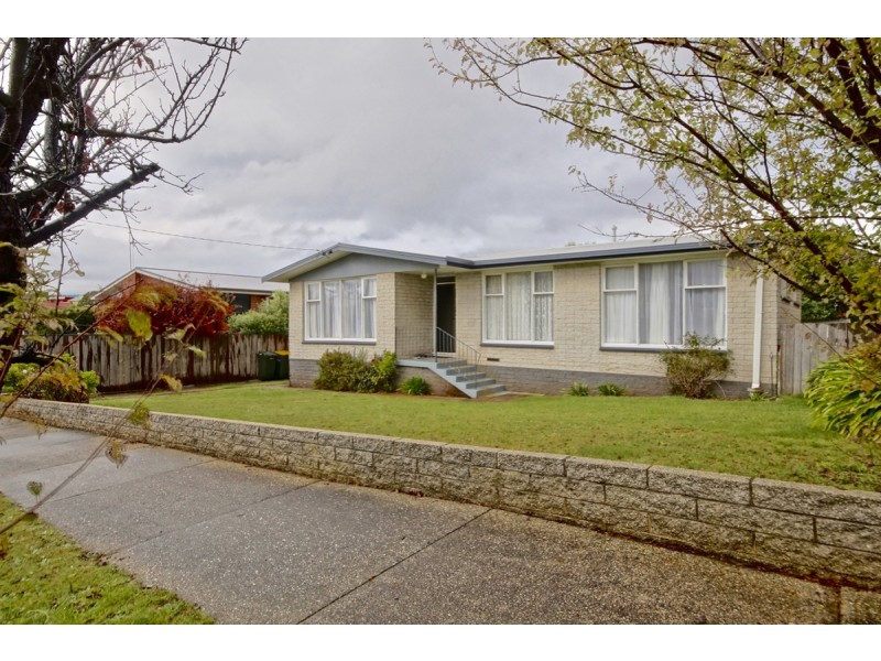 11 McBride Street, Devonport TAS 7310