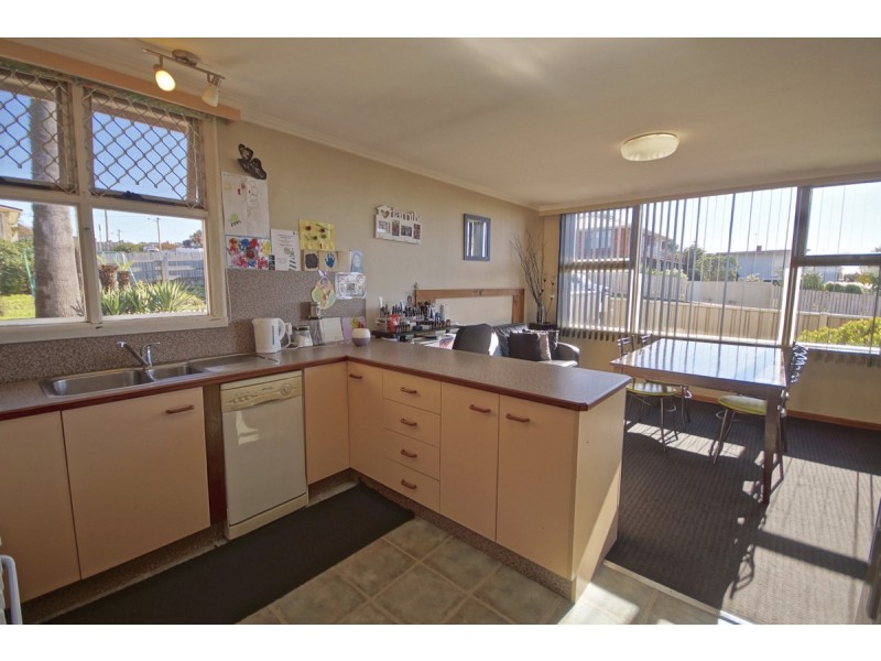 85 Ronald Street, Devonport TAS 7310