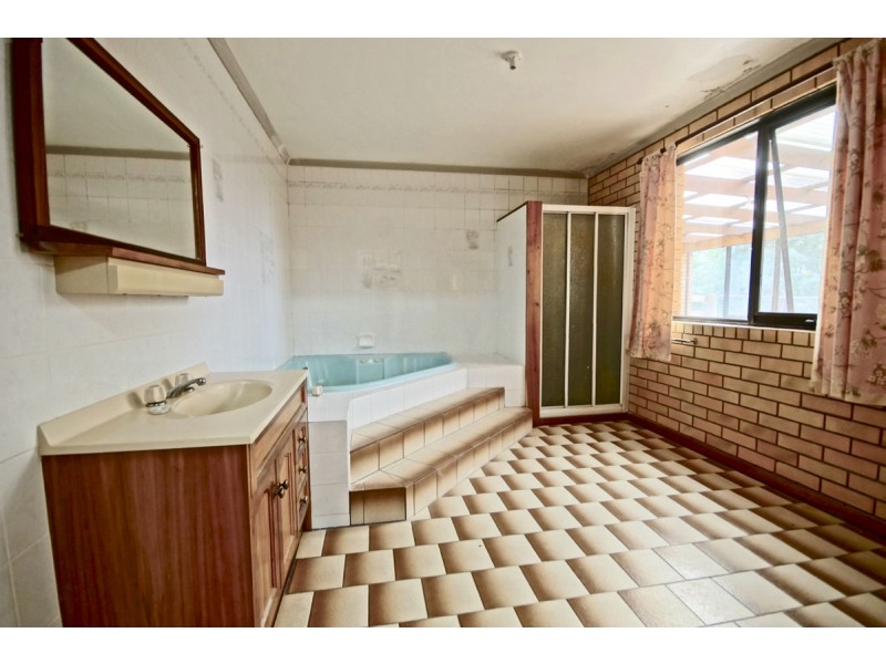 84 Clayton Drive, Spreyton TAS 7310