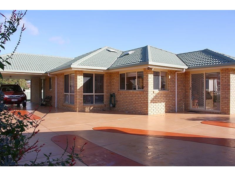 17 Bluewater Crescent, Shearwater TAS 7307