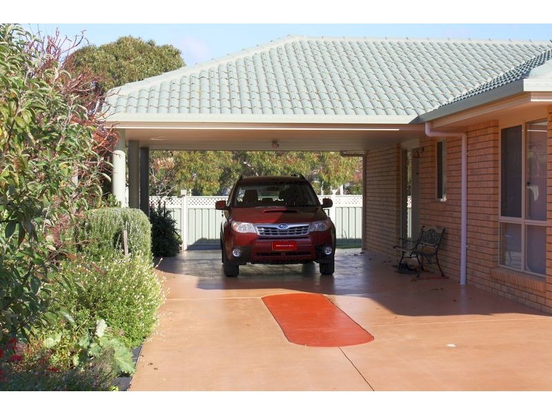 17 Bluewater Crescent, Shearwater TAS 7307