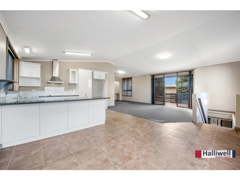 11 Nyora Court, Miandetta TAS 7310