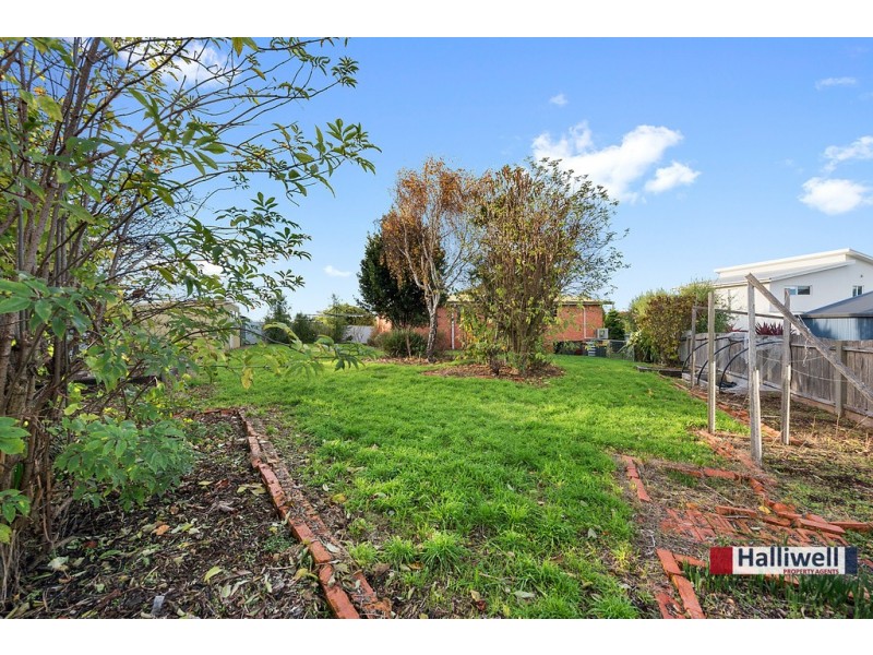 11 Nyora Court, Miandetta TAS 7310