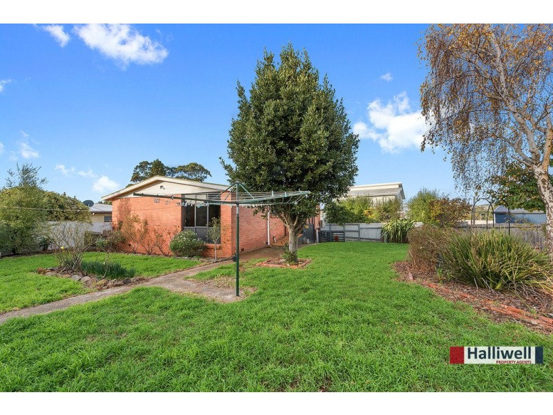11 Nyora Court, Miandetta TAS 7310