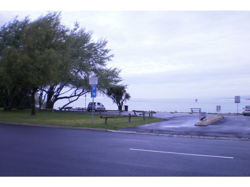 2/32 Victoria Parade, Devonport TAS 7310