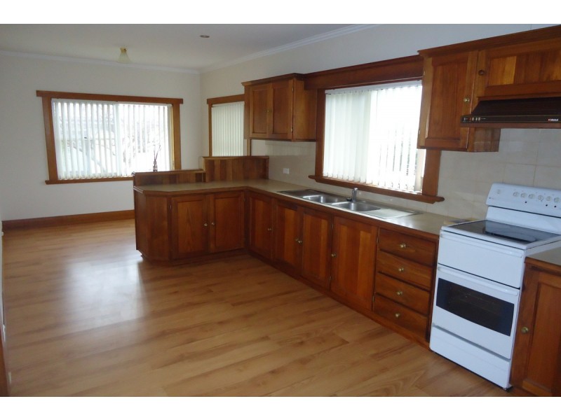 135 George Street, Devonport TAS 7310