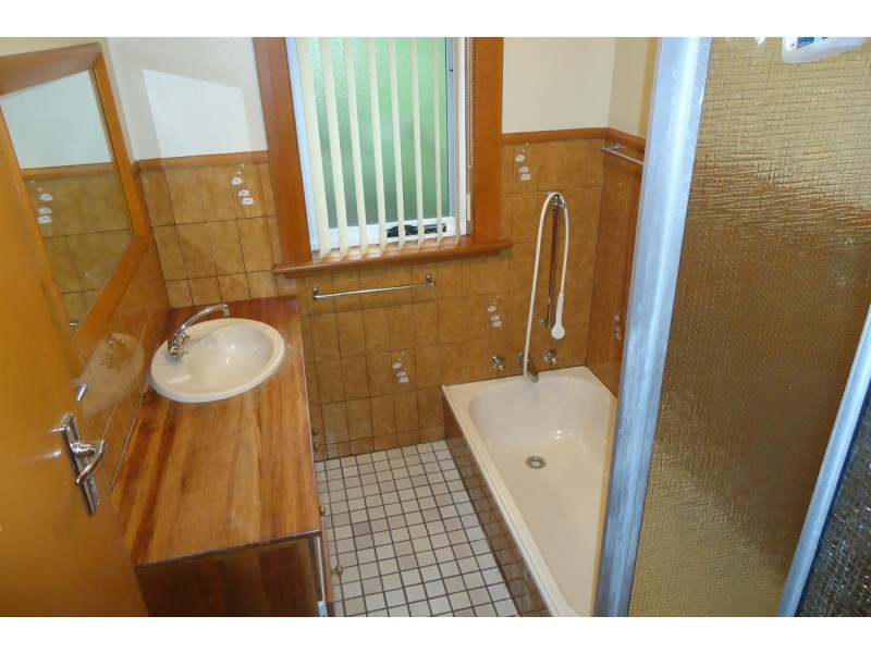 135 George Street, Devonport TAS 7310