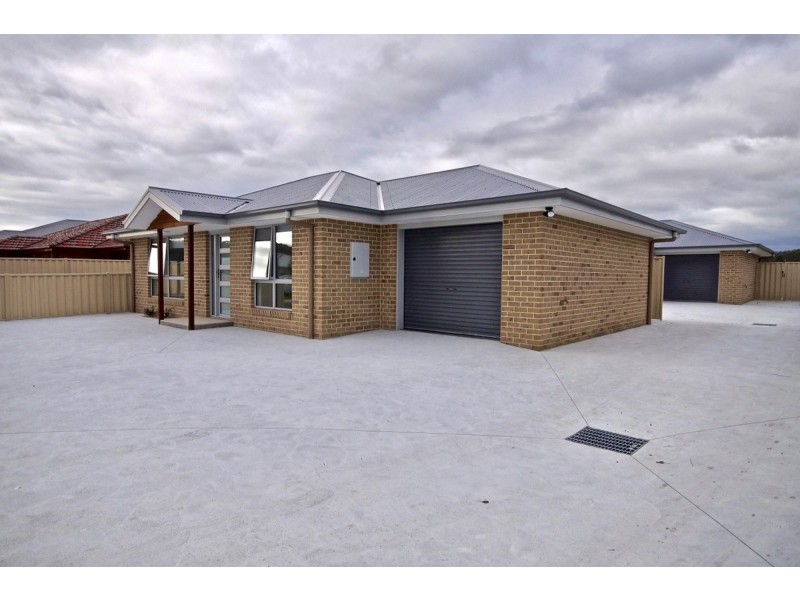 1/61 Laura Street, Latrobe TAS 7307