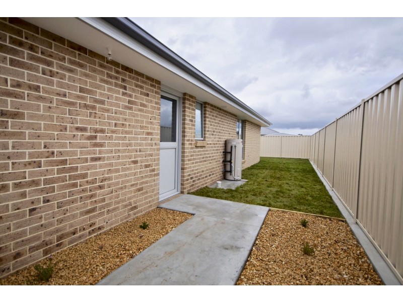 1/61 Laura Street, Latrobe TAS 7307
