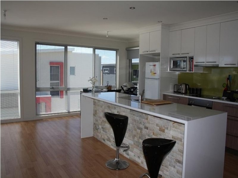 2/3 Arthur Street, Shearwater TAS 7307