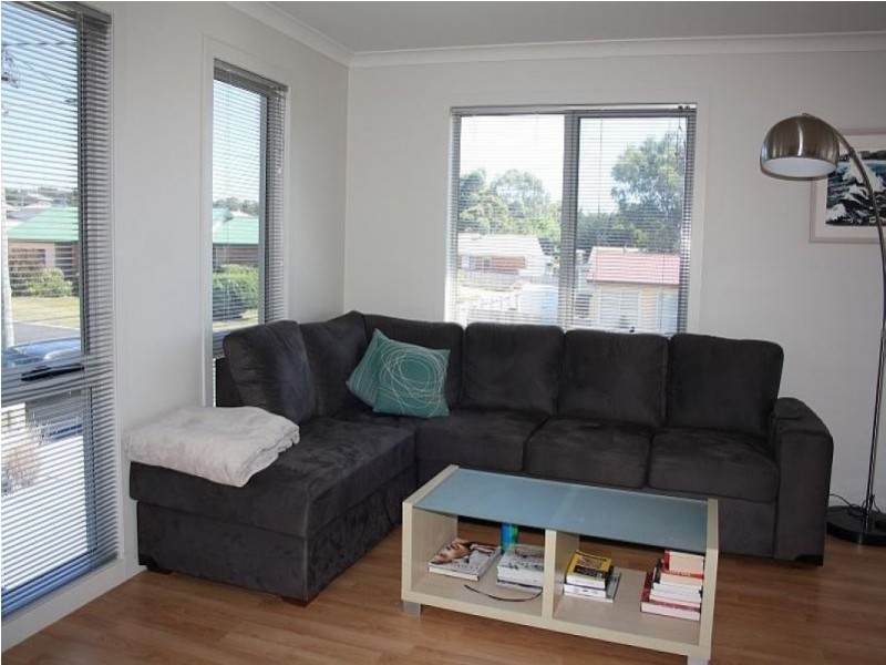 2/3 Arthur Street, Shearwater TAS 7307