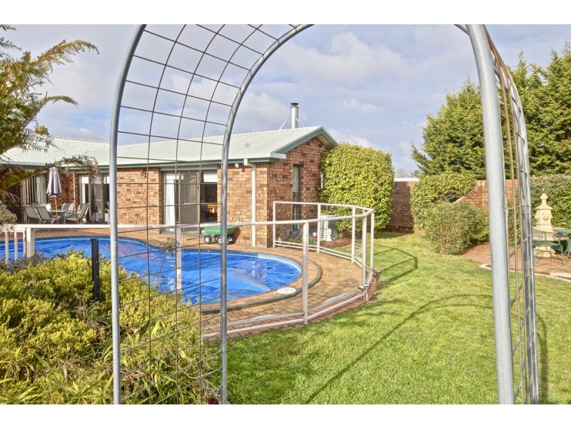 18 Chettle Street, Devonport TAS 7310