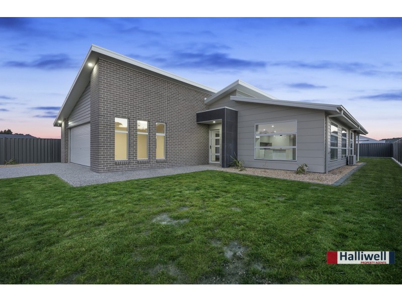 11 Tedmon Street, Spreyton TAS 7310