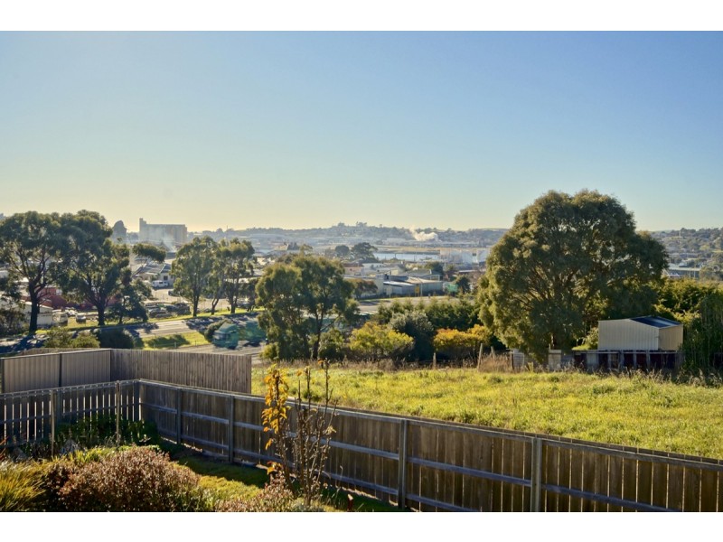 13 Weemala Lane, Miandetta TAS 7310