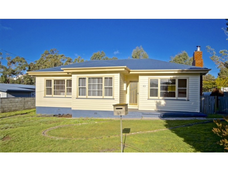 63 Lawrence Drive, Devonport TAS 7310