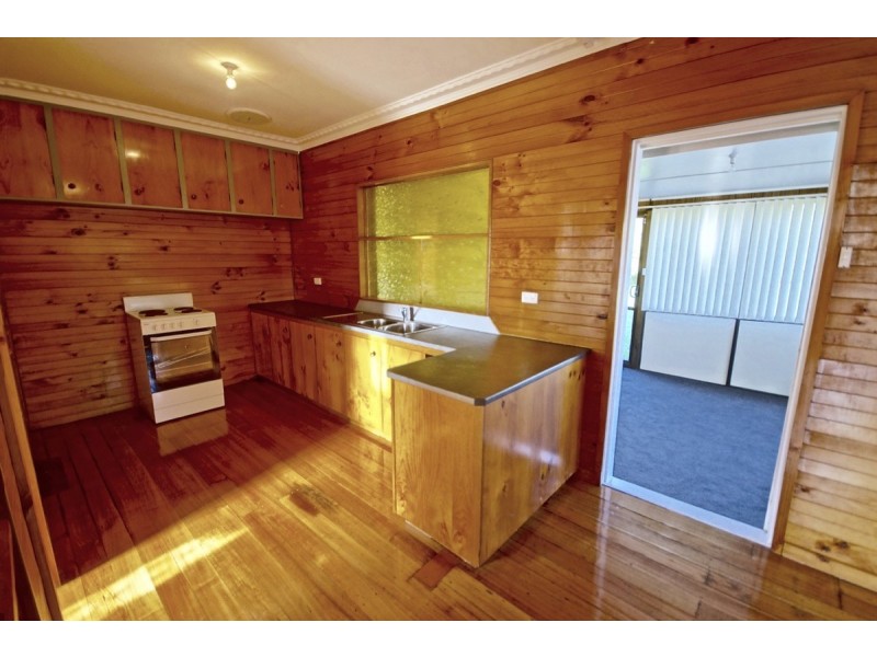 63 Lawrence Drive, Devonport TAS 7310