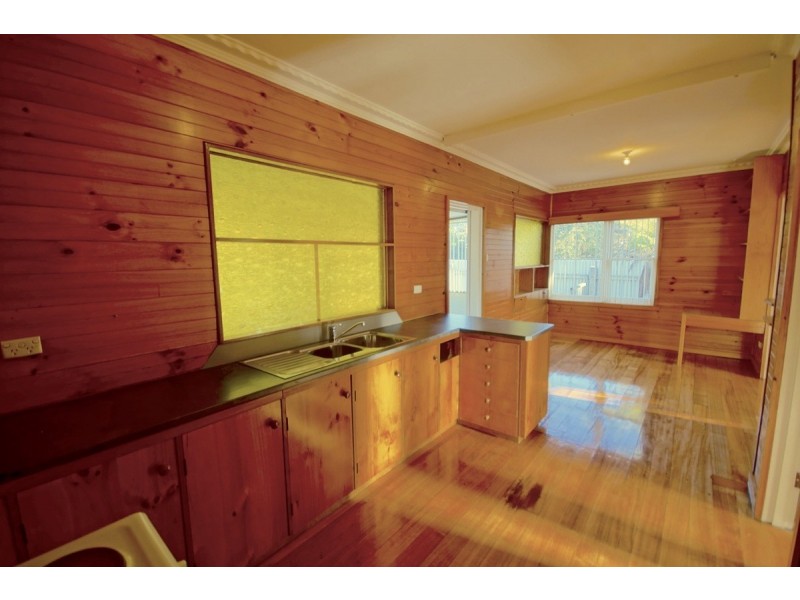 63 Lawrence Drive, Devonport TAS 7310