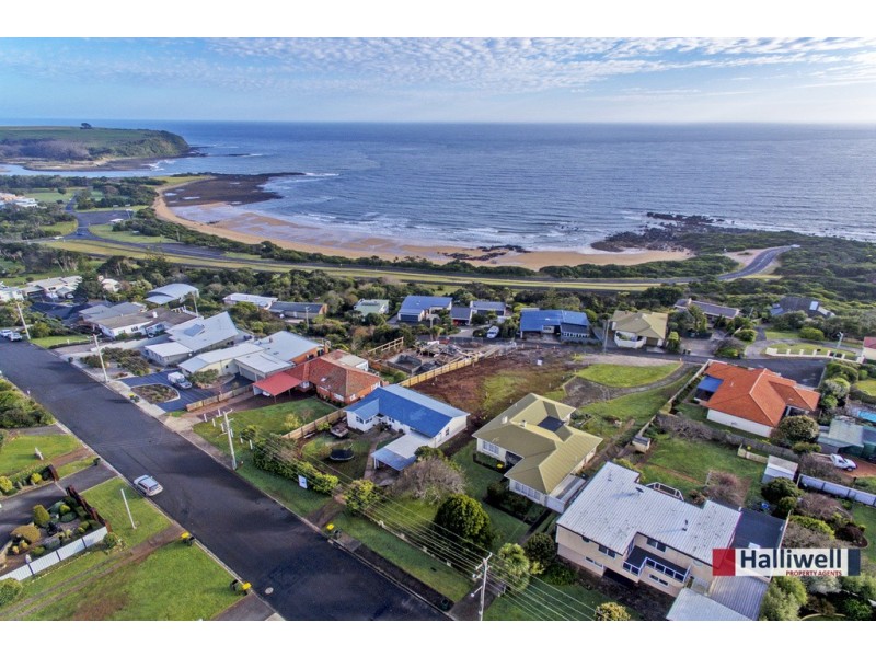 22 Chalmers Lane, Devonport TAS 7310