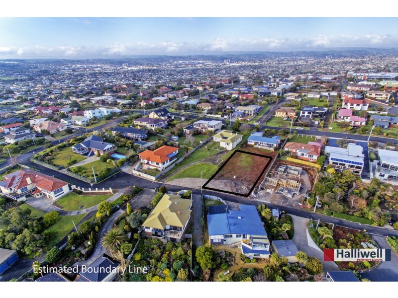22 Chalmers Lane, Devonport TAS 7310