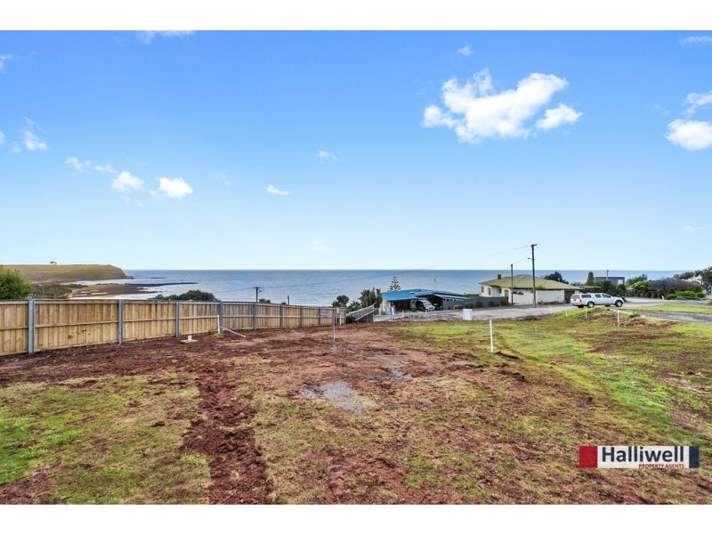22 Chalmers Lane, Devonport TAS 7310