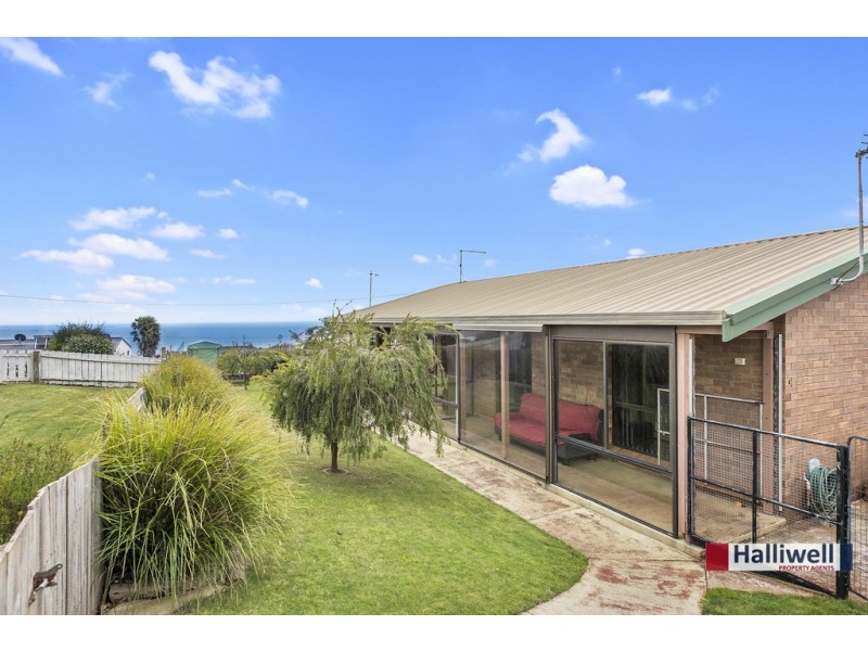 83C North Street, Devonport TAS 7310