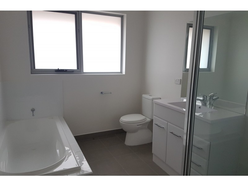 11/13 Broadwater Court, Shearwater TAS 7307