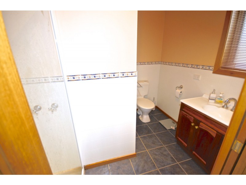 16 Camborne Road, Acacia Hills TAS 7306