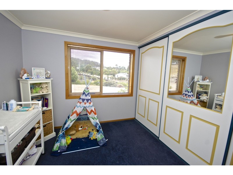 16 Camborne Road, Acacia Hills TAS 7306