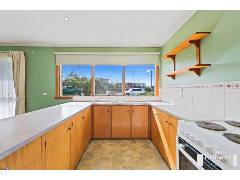13 Sharon Court, Devonport TAS 7310