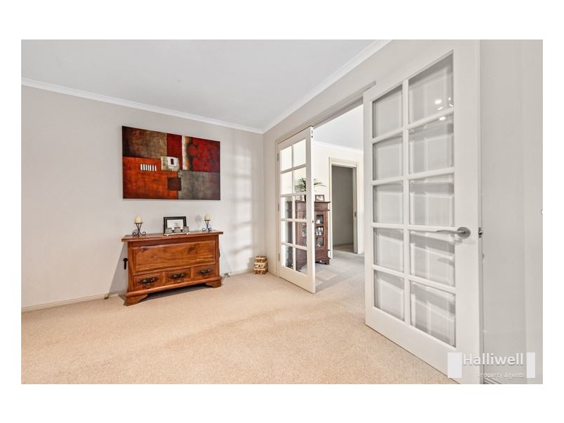 38 Lawrence Drive, Devonport TAS 7310