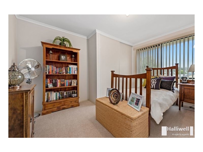 38 Lawrence Drive, Devonport TAS 7310