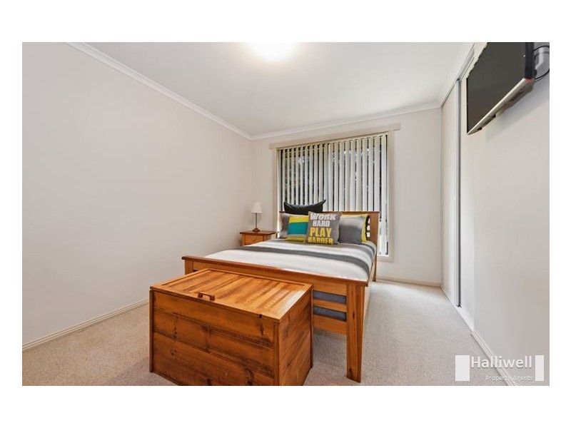 38 Lawrence Drive, Devonport TAS 7310
