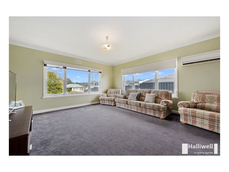 6 Middle Road, Devonport TAS 7310