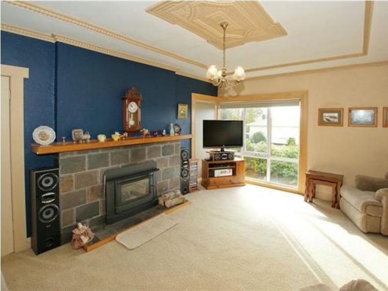 135 Madden Street, Devonport TAS 7310