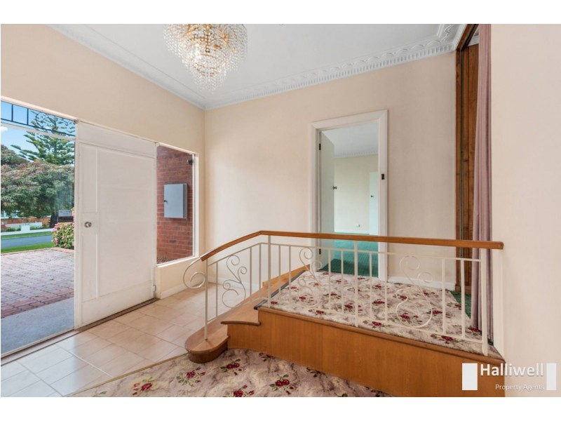 1 Ronald Street, Devonport TAS 7310