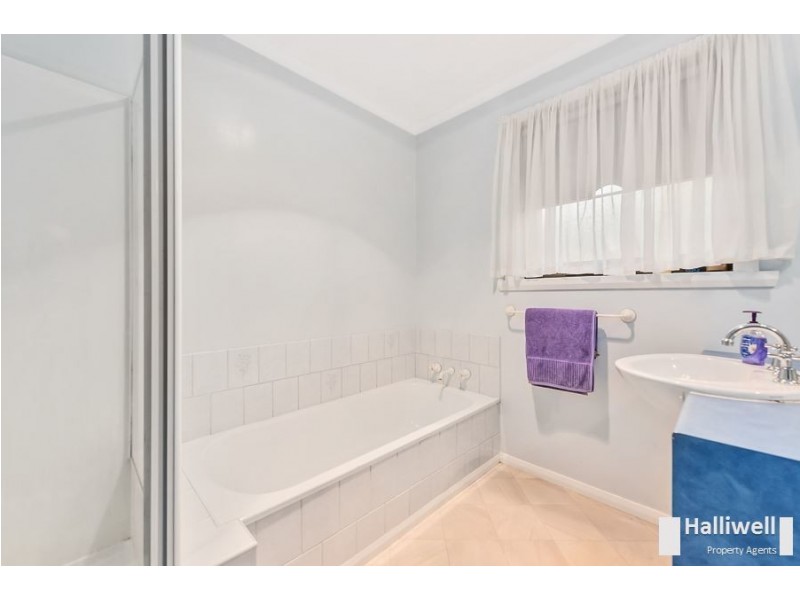 3 Pengali Place, Devonport TAS 7310