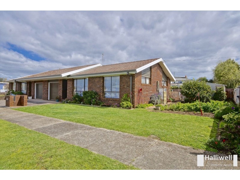 2/20 Middle Road, Devonport TAS 7310