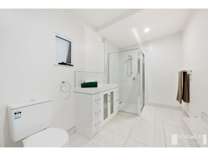 37 Formby Road, Devonport TAS 7310