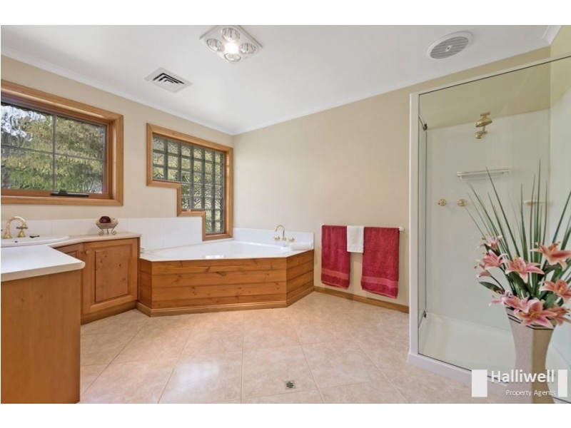 153 Tugrah Road, Stony Rise TAS 7310