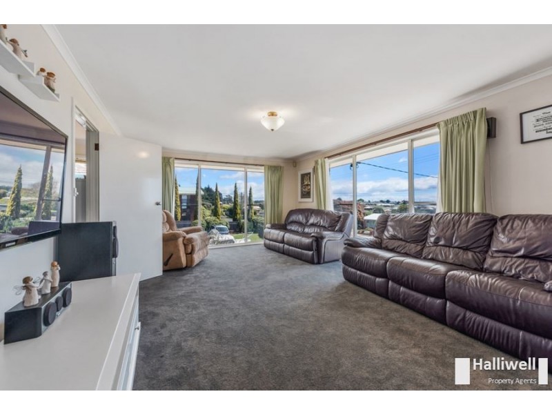 51 Lyons Avenue, Miandetta TAS 7310