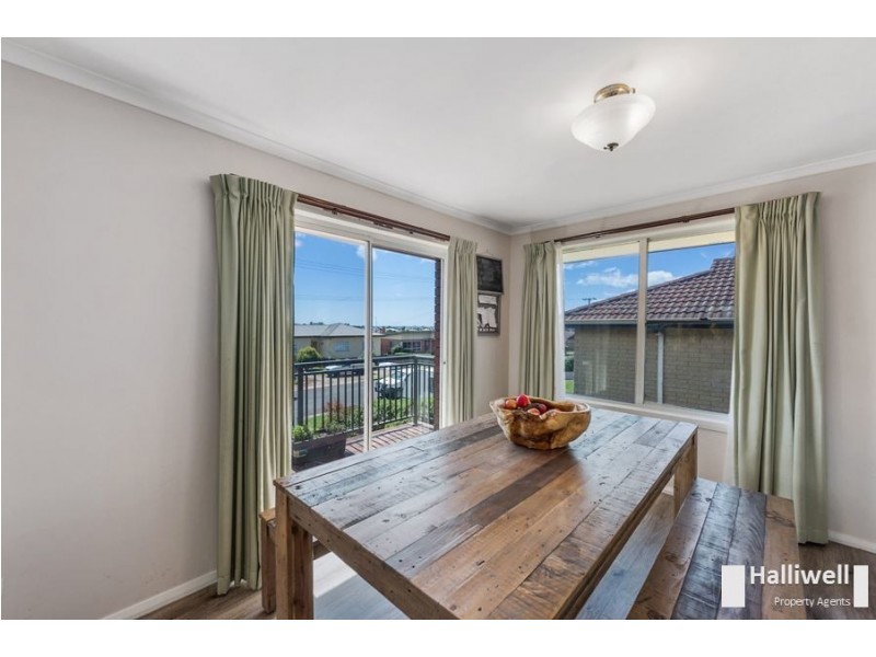 51 Lyons Avenue, Miandetta TAS 7310