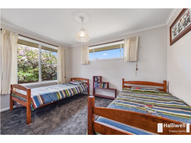 51 Lyons Avenue, Miandetta TAS 7310