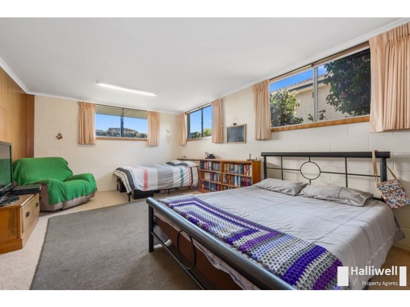 51 Lyons Avenue, Miandetta TAS 7310