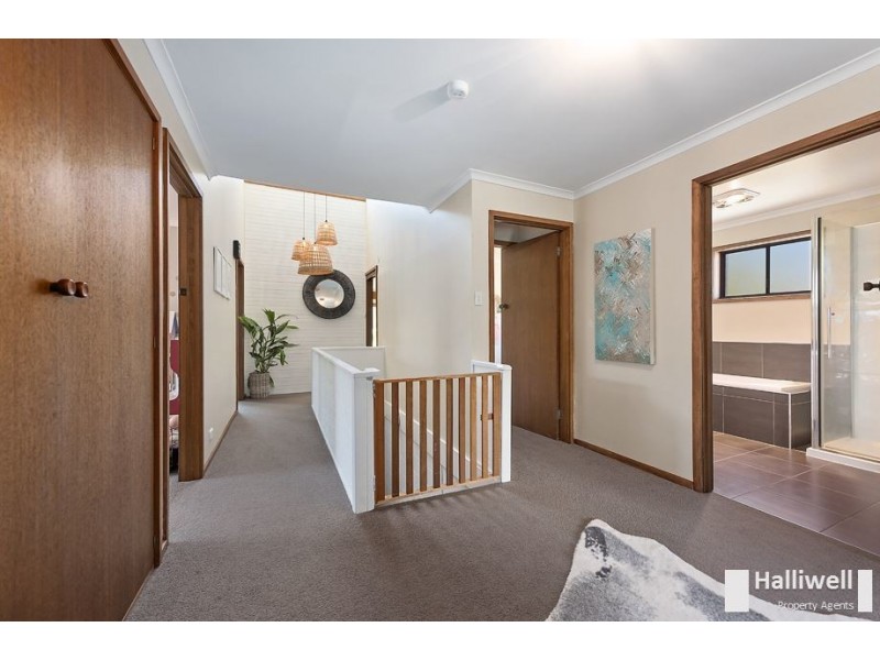 25 Coomera Crescent, Miandetta TAS 7310