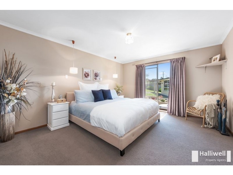 25 Coomera Crescent, Miandetta TAS 7310